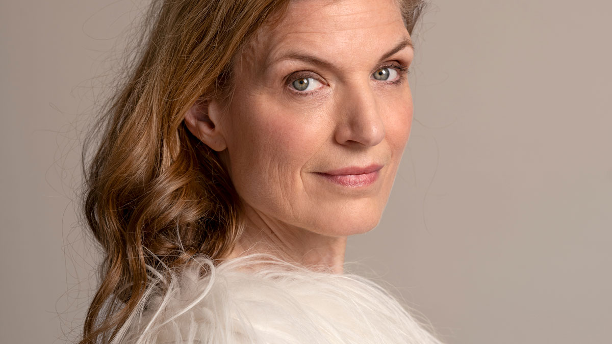 iben mondrup bare en bog mere hoer forfatteren fortaelle om arbejdet med romanen kultur koege