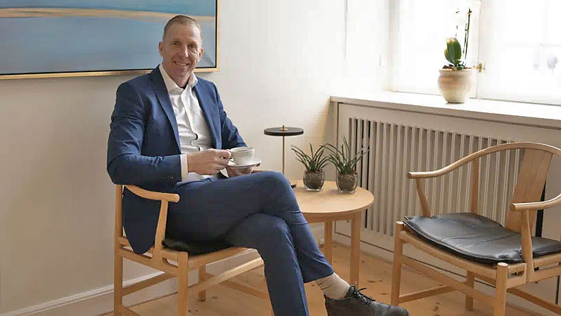 kaffemoeder med borgmester ken kristensen aaben dialog og uformelle snakke kultur koege(1)