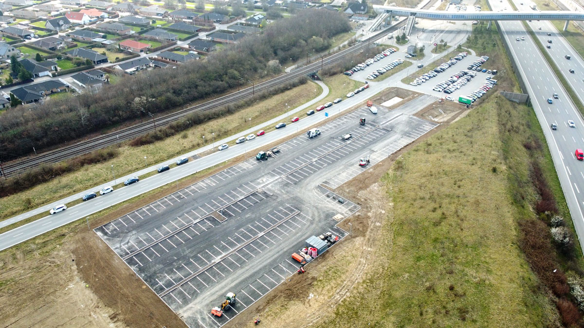 officiel aabning af ny stor parkeringsplads ved koege nord station kultur koege