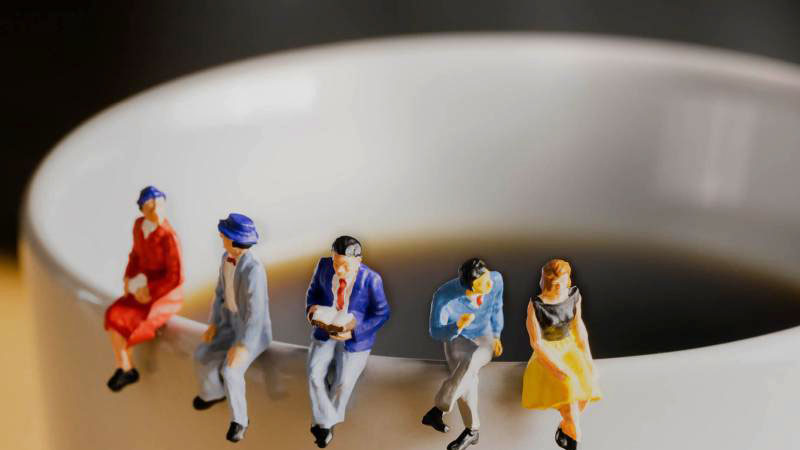 ord til kaffen en eftermiddag paa koege bibliotek hvor vi er faelles om litteraturen kultur koege