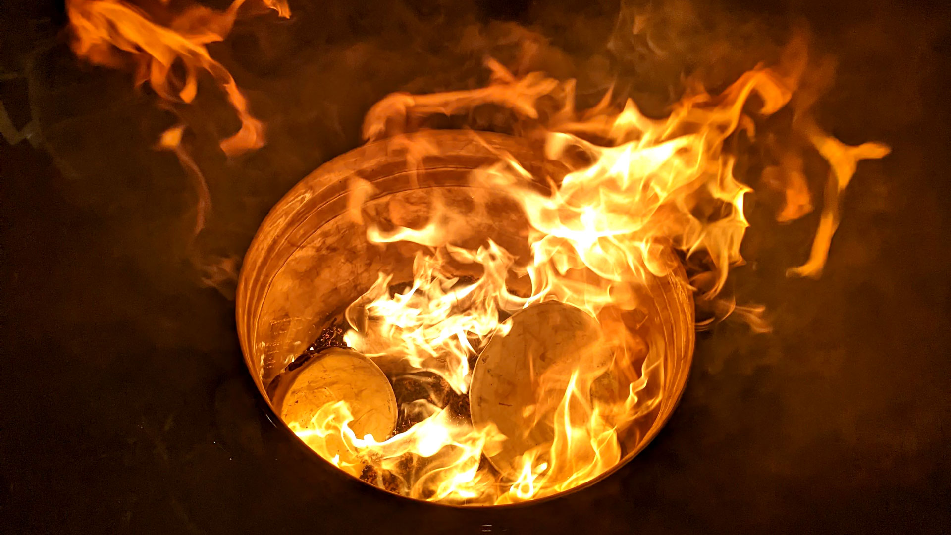 proev at lave keramik med raku braending familie workshop paa vandvaerket kultur koege