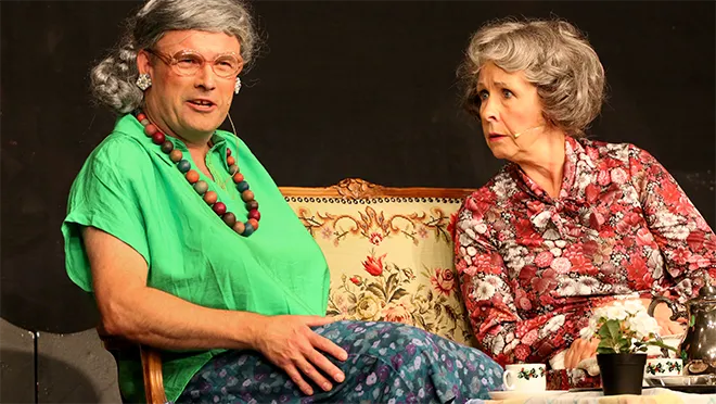 revy med vallensbaek amatoerteater paa koegescenen 660x372